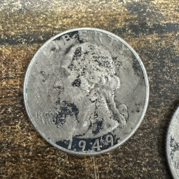 1949 & 1944 Silver Quarters United States Currency - Picture 4 of 6